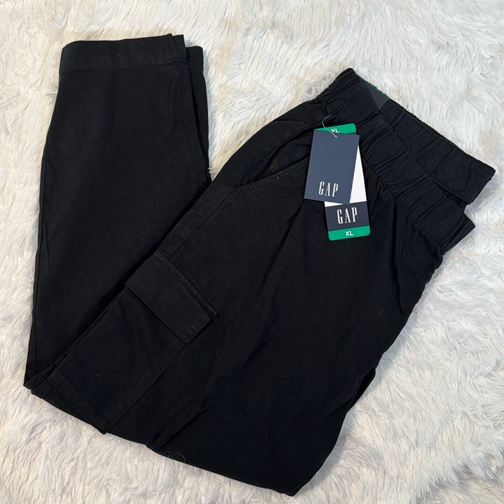 NWT, GAP XL, Black Cargo Pants with Tapered Leg - Picture 1 of 7